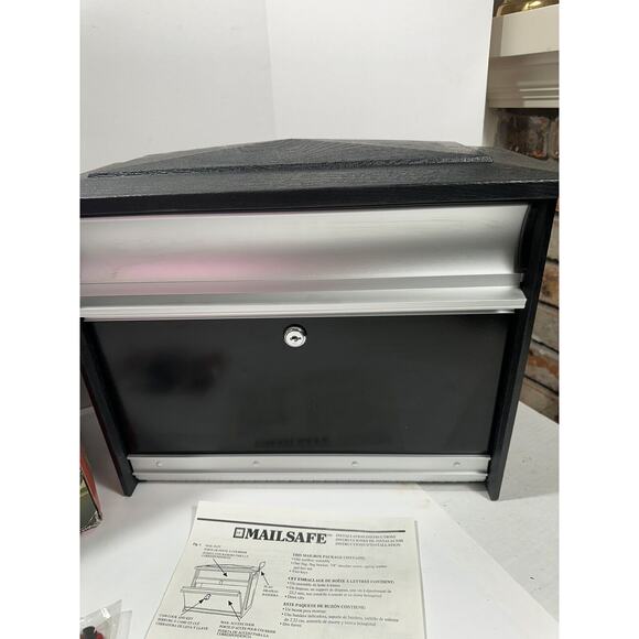 Gibraltar Mailsafe Lockable Security Wall Mount Mailbox MSK00000 - NO KEY Read* - Picture 11 of 13